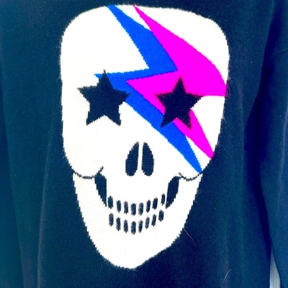 Aqua Cashmere - NWT Aqua Skull Lightning 100 Percent Cashmere Sweater Size Small - Picture 3 of 10